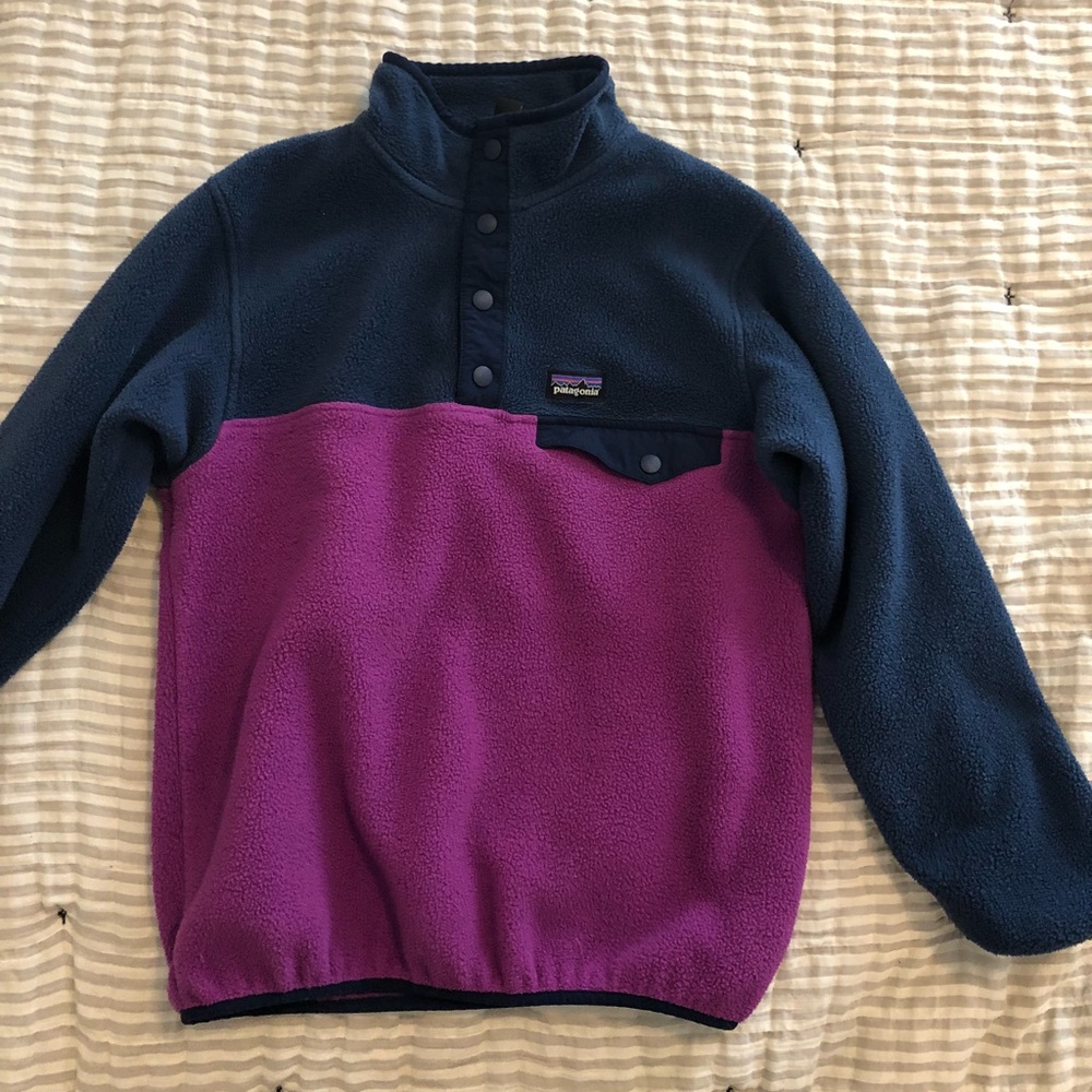 Patagonia sweatshirt gently worn